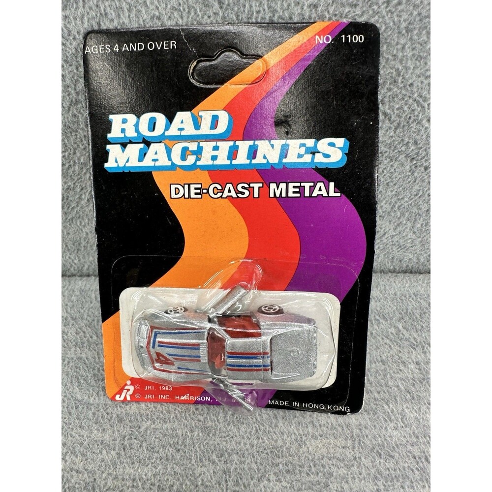 ROAD MACHINES Die Cast Metal Silver Chevrolet Corvette Car T5